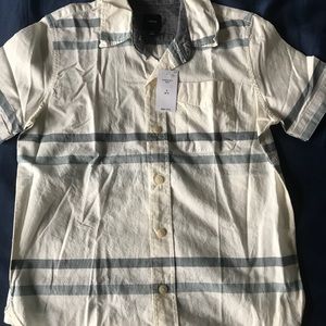 New with tags Gap boys linen shirt